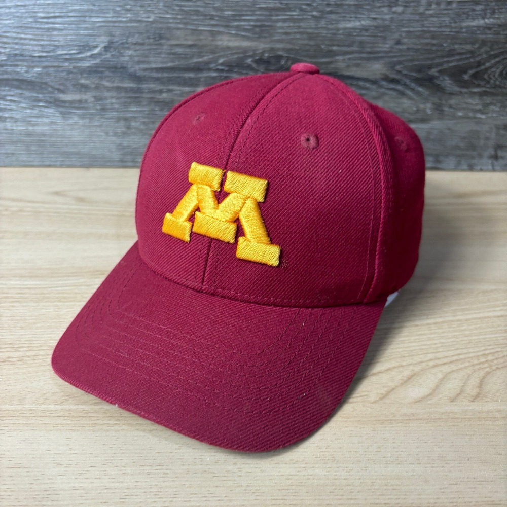 Minnesota Golden Gophers Hat Cap Strap Back Youth Red Maroon Top of the World‎